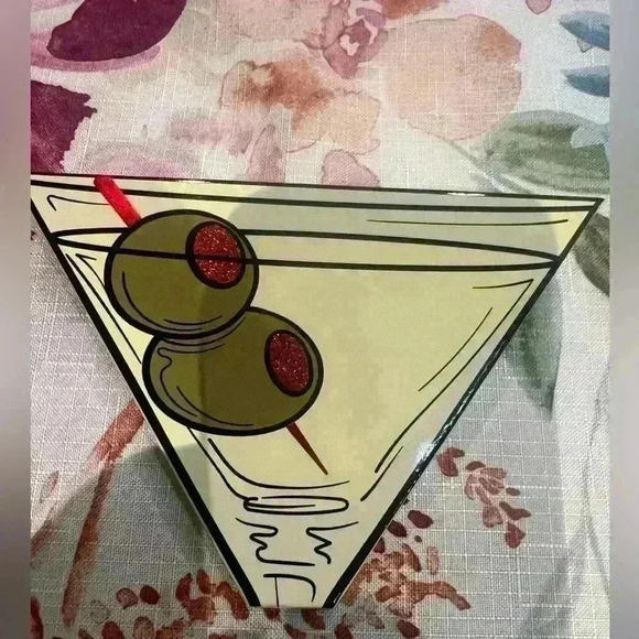 Kylie Jenner Cosmetics Kris Collection Pressed Powder Palette - Picture 3 of 8